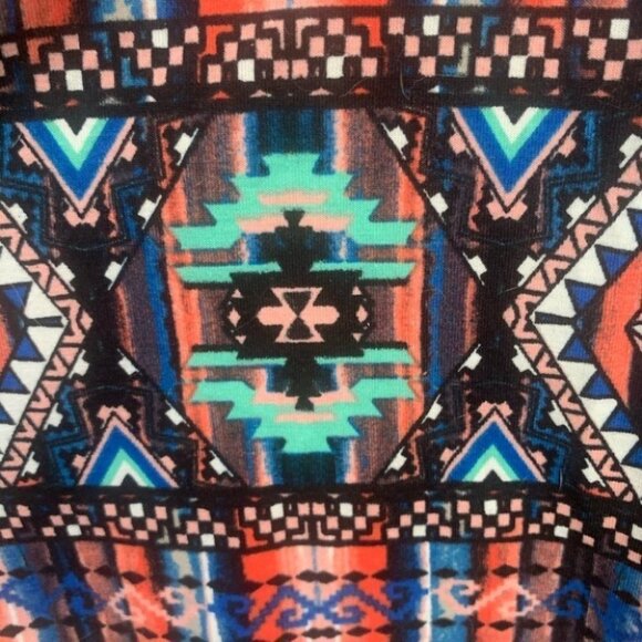 •-Reckless Heart Aztec Tribal Crop Top Ruffle F30 - Picture 3 of 7